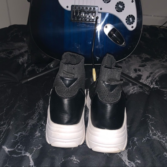 Forever 21 Platform Sock Sneakers - Picture 6 of 6